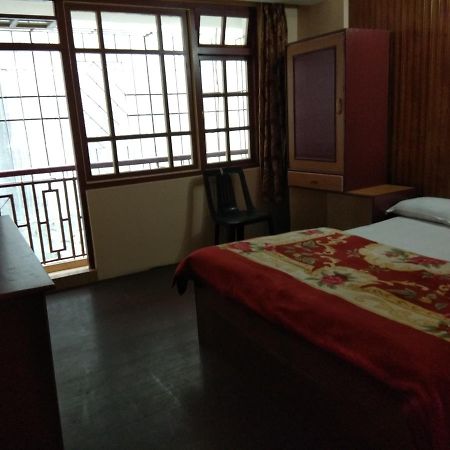 Hotel Mansarovar ดาร์จีลิง ภายนอก รูปภาพ