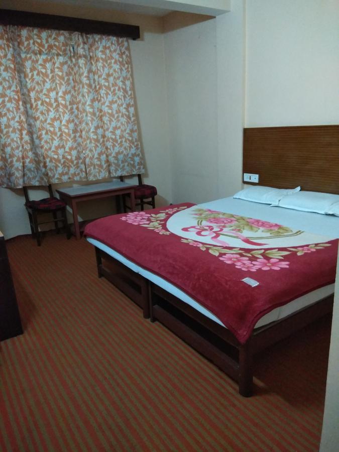 Hotel Mansarovar ดาร์จีลิง ภายนอก รูปภาพ
